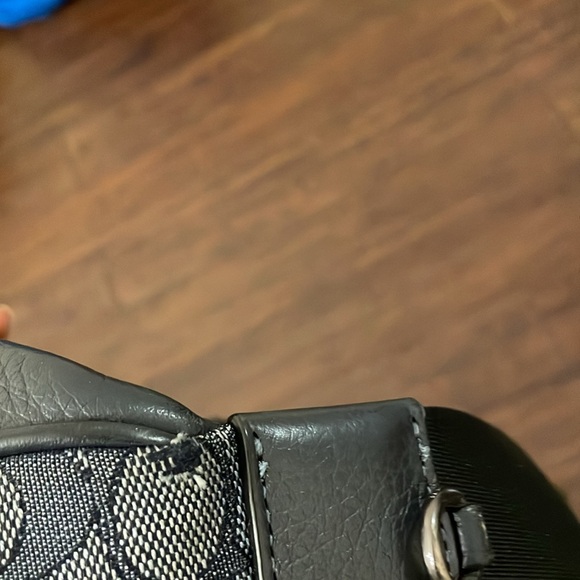 Coach
THOMPSON BELT BAG IN SIGNATURE JACQUARD WITH VARSITY STRIPE - Picture 8 of 8